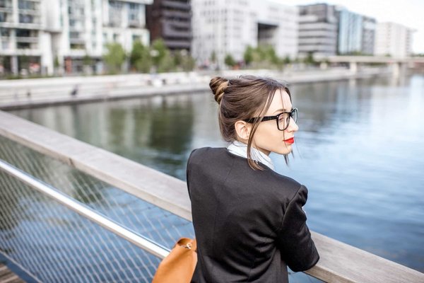What's the Best Way to Create a Kid's Adventure Bedroom with a Nautical Theme?